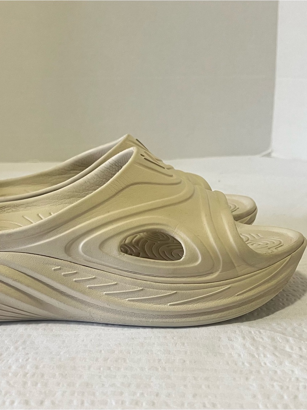 Vionic Recover Rx Cream Open Toe Sandals Slides - Picture 2 of 8